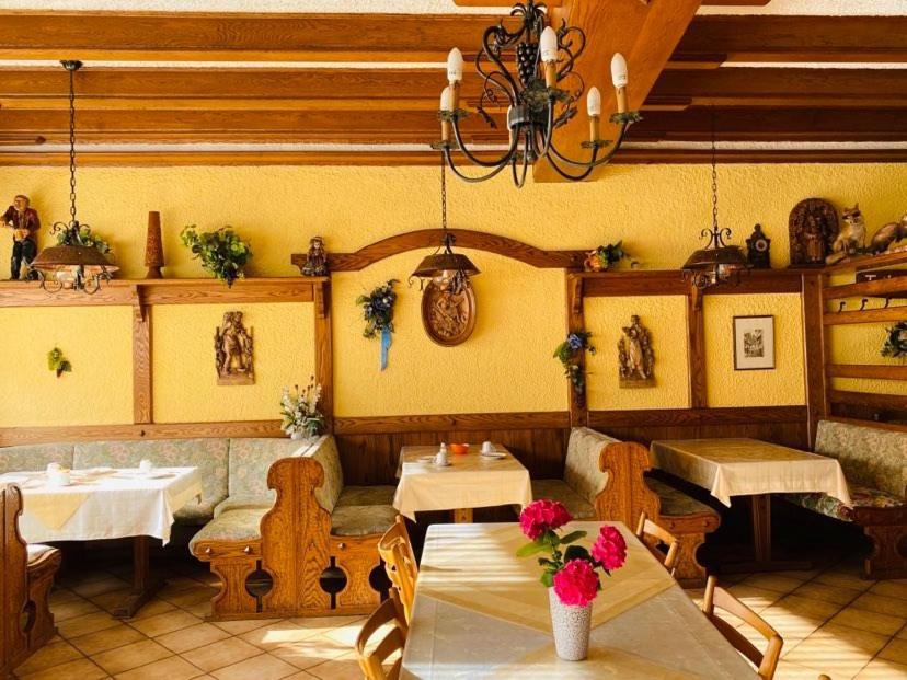 Gasthaus Castor 克洛滕 外观 照片